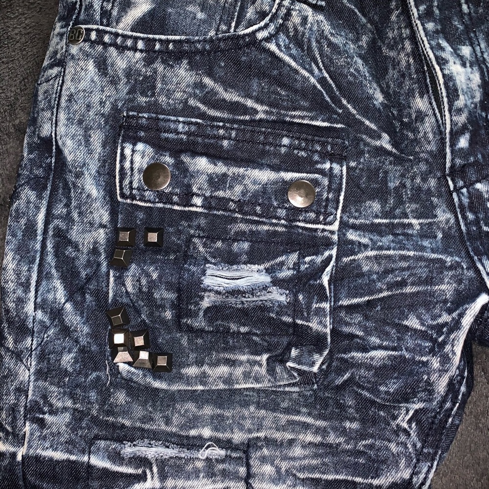 Blue Jean shorts - Picture 5 of 5
